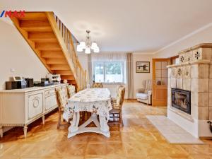 Prodej rodinného domu, Suchdol - Vysoká, 256 m2