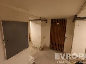 Prodej bytu 3+kk, Pardubice - Zelené Předměstí, Železničního pluku, 70 m2