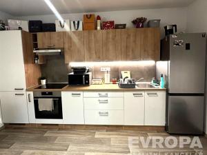 Pronájem bytu 1+kk, Praha - Libuš, Mirotická, 44 m2