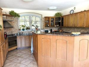 Prodej vícegeneračního domu, Olšany, 392 m2