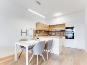 Pronájem bytu 2+kk, Praha - Hostivař, U hostivařského nádraží, 59 m2