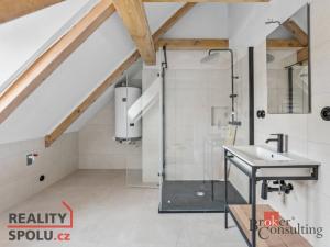 Prodej bytu 4+kk, Jince, Slavíkova, 110 m2