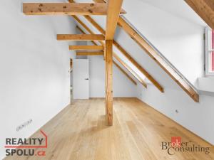 Prodej bytu 4+kk, Jince, Slavíkova, 110 m2