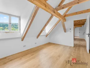 Prodej bytu 4+kk, Jince, Slavíkova, 110 m2