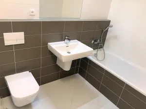 Pronájem bytu 1+kk, Praha, Medunova, 37 m2