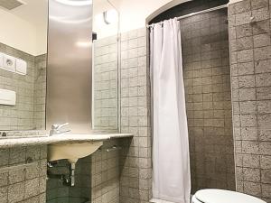 Pronájem bytu 3+1, Praha - Malá Strana, Hroznová, 73 m2