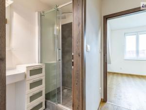 Prodej bytu 1+kk, Praha - Kobylisy, Javorová, 29 m2