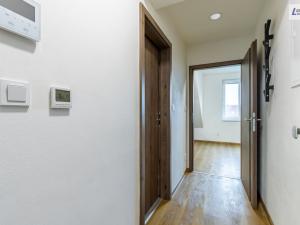 Prodej bytu 1+kk, Praha - Kobylisy, Javorová, 29 m2