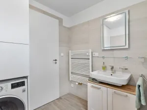 Pronájem bytu 2+kk, Liberec - Liberec III-Jeřáb, U Nisy, 59 m2