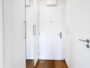Pronájem bytu 2+kk, Praha - Vinohrady, Perucká, 45 m2