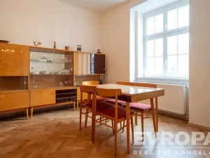 Prodej bytu 4+1, Praha - Holešovice, Veletržní, 101 m2