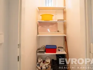 Prodej bytu 4+1, Praha - Holešovice, Veletržní, 101 m2