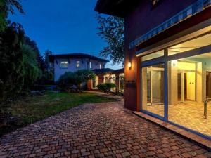 Prodej rodinného domu, Praha - Vinoř, 486 m2