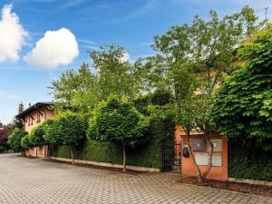 Prodej rodinného domu, Praha - Vinoř, 486 m2