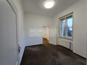 Pronájem kanceláře, Praha, Na Březince, 120 m2