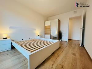 Pronájem bytu 2+kk, Praha - Stodůlky, Hábova, 66 m2