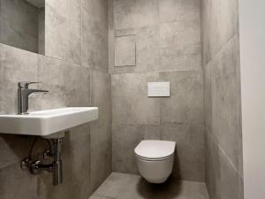 Pronájem bytu 2+kk, Praha - Stodůlky, Hábova, 66 m2