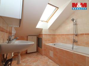 Prodej bytu 2+1, Nový Bor - Arnultovice, Gen. Svobody, 92 m2