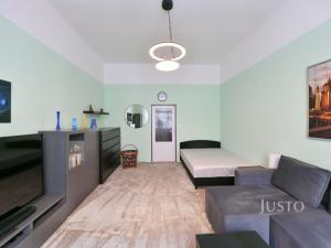 Prodej bytu 3+1, Praha, Janovského, 100 m2