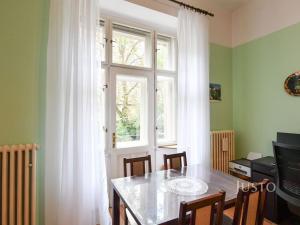 Prodej bytu 3+1, Praha, Janovského, 100 m2