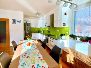 Prodej bytu 3+kk, Praha, Nad Akcízem, 81 m2
