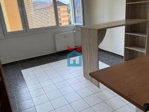 Prodej bytu 1+1, Volary, Sídl. Míru, 42 m2