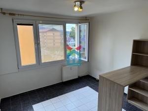 Prodej bytu 1+1, Volary, Sídl. Míru, 42 m2