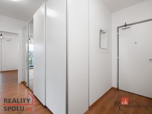 Pronájem bytu 2+kk, Praha, Zlochova, 54 m2