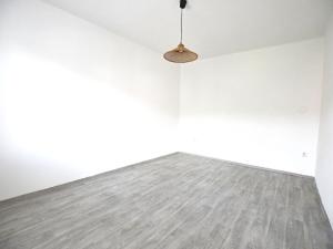Pronájem bytu 1+1, Kralupy nad Vltavou, Jana Palacha, 43 m2