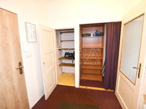 Pronájem bytu 1+1, Kralupy nad Vltavou, Jana Palacha, 43 m2