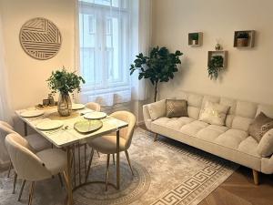 Pronájem bytu 2+kk, Praha - Vinohrady, U Zvonařky, 38 m2