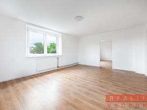 Pronájem kanceláře, Cheznovice, 220 m2