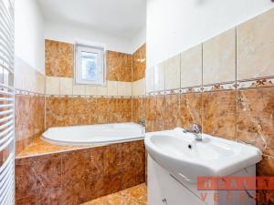 Pronájem kanceláře, Cheznovice, 220 m2