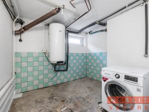 Pronájem kanceláře, Cheznovice, 220 m2