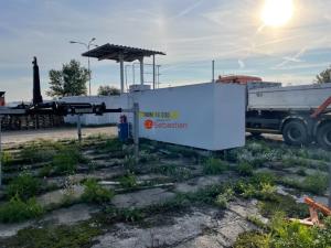 Pronájem komerčního pozemku, Hradec Králové - Třebeš, V Mlejnku, 10995 m2