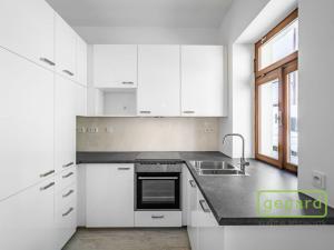 Pronájem bytu 4+kk, Praha, Pivovarská, 74 m2