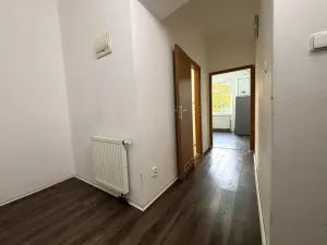 Pronájem bytu 1+1, Plzeň - Skvrňany, U Dráhy, 36 m2