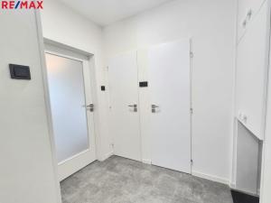 Pronájem bytu 2+1, Praha - Dejvice, Koulova, 77 m2