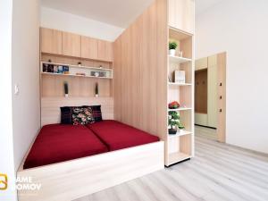 Pronájem bytu 1+kk, Zlín, Lorencova, 34 m2