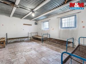 Prodej zemědělského objektu, Křešice - Sedlec, 2000 m2