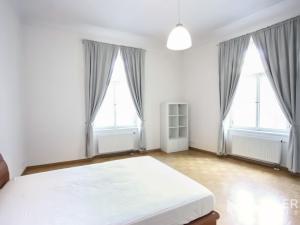 Pronájem bytu 3+kk, Praha - Smíchov, Zborovská, 76 m2