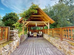 Prodej ubytování, Okounov - Oslovice, 600 m2