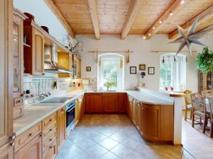 Prodej ubytování, Okounov - Oslovice, 600 m2