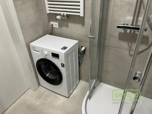 Pronájem bytu 1+kk, Praha - Smíchov, Pod Barvířkou, 28 m2