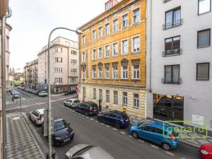 Pronájem bytu 1+kk, Praha - Smíchov, Pod Barvířkou, 28 m2