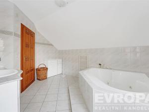 Prodej rodinného domu, Nymburk, Pístecká, 350 m2