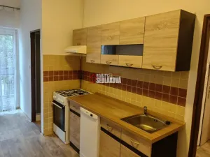 Pronájem bytu 2+1, Děčín - Děčín IV-Podmokly, Divišova, 57 m2