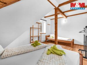 Prodej ubytování, Žacléř, Sadová, 151 m2