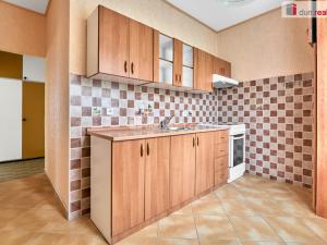 Prodej bytu 3+1, Hroznětín, Sídliště, 73 m2