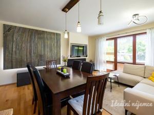 Pronájem bytu 4+kk, Měšice, Nad Babím dolem, 131 m2